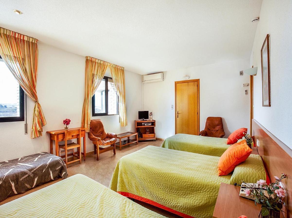 Hotel Restaurante Blanc I Negre 2 Agramunt Dış mekan fotoğraf