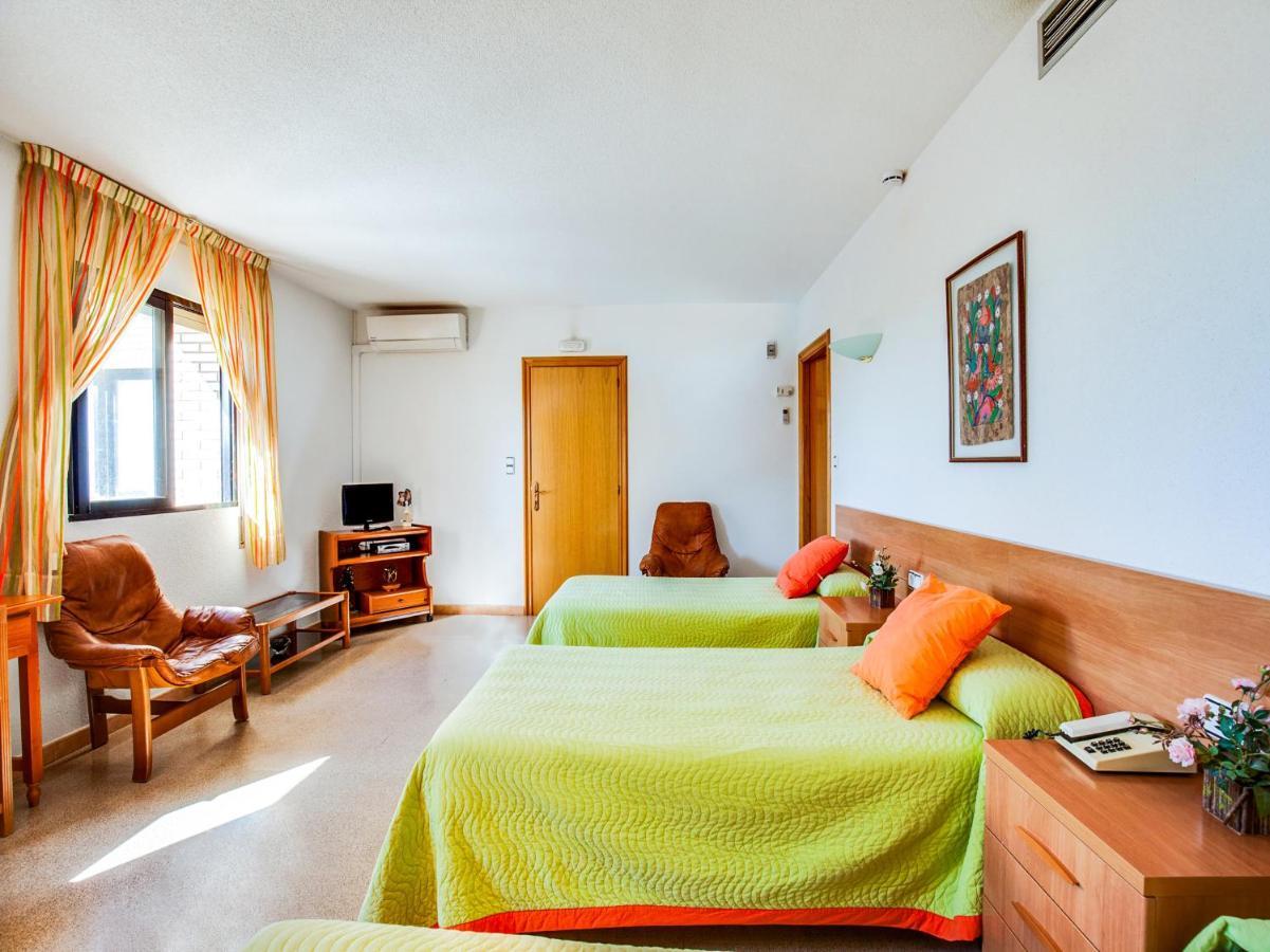 Hotel Restaurante Blanc I Negre 2 Agramunt Dış mekan fotoğraf