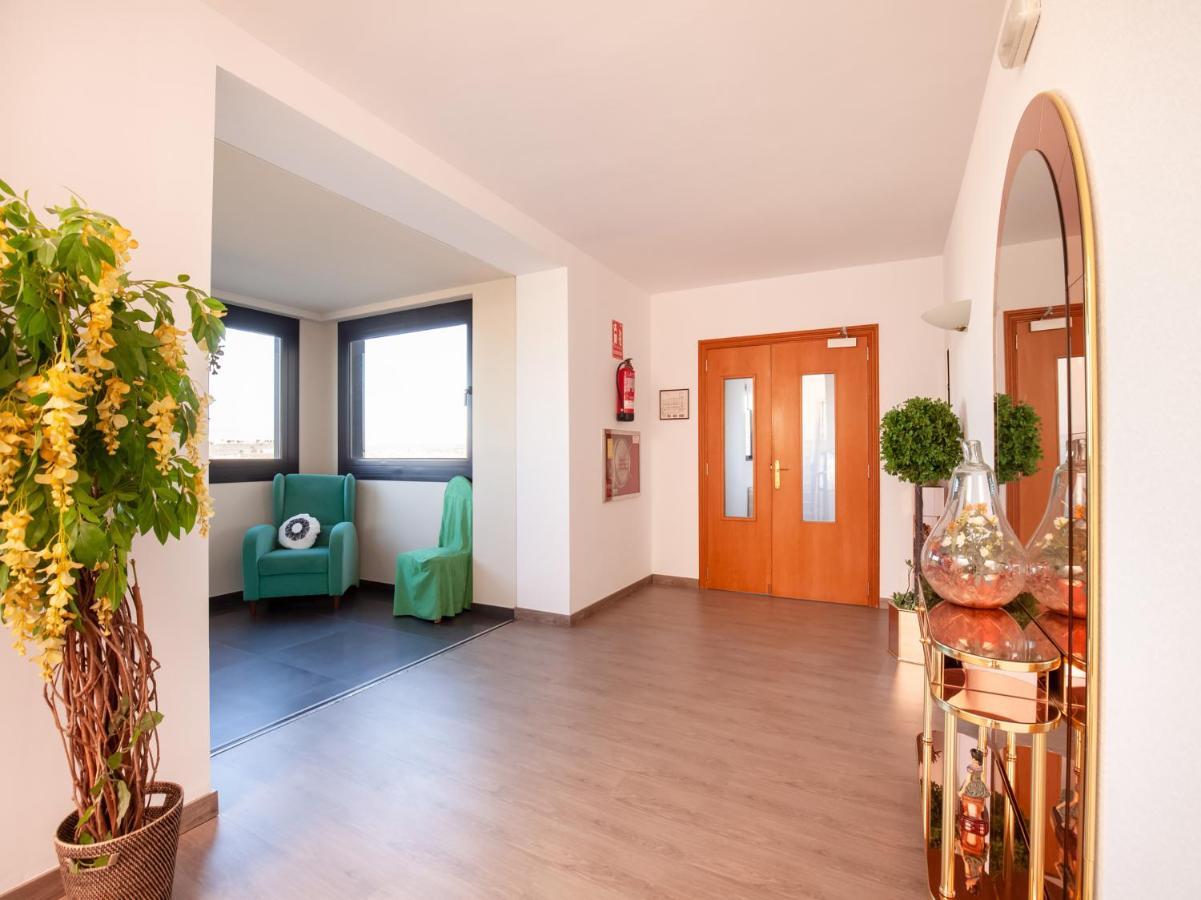 Hotel Restaurante Blanc I Negre 2 Agramunt Dış mekan fotoğraf